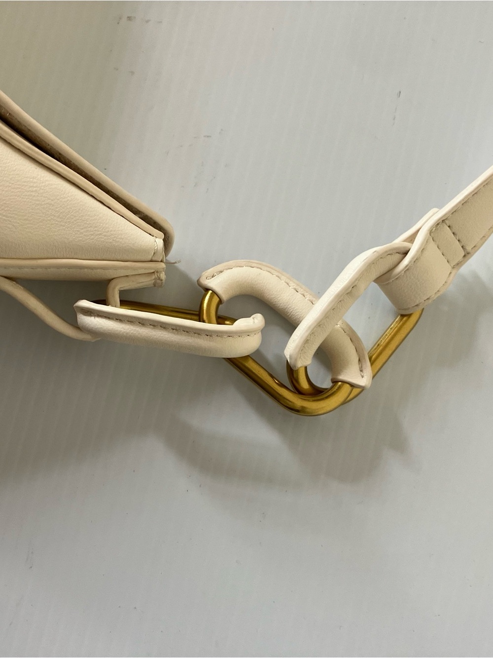 Madison West Ivory Vegan Leather Neutral Minimalist Shoulder Bag Purse - Picture 6 of 12
